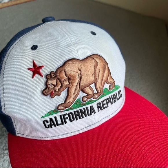California Republic Hat men's adjustable snapback,embroidered front/back, color - Picture 2 of 9
